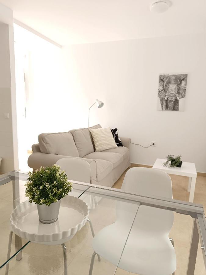 Sherry Suites V Apartamentos Parking Gratuito Jerez de la Frontera Exterior photo