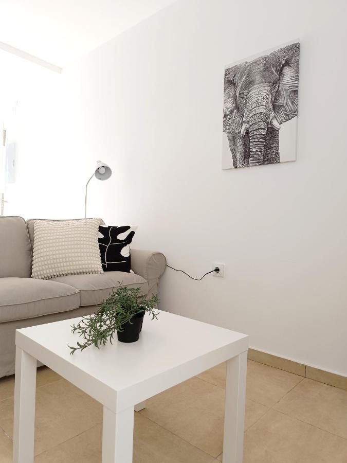 Sherry Suites V Apartamentos Parking Gratuito Jerez de la Frontera Exterior photo